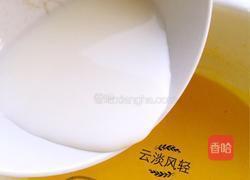 戚风蛋糕(8寸)的做法图解8