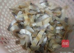 鳗鱼干的做法图解1