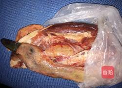 老鸭冬笋汤的做法图解1