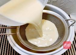 杏汁燉燕窩桃膠的做法图解1