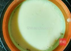 砂锅枸杞香菇鲫鱼豆腐汤的做法图解4