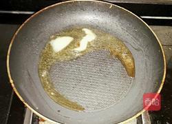 砂锅枸杞香菇鲫鱼豆腐汤的做法图解6