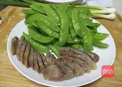 香肠炒荷兰豆的做法图解4