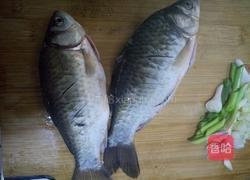 鲫鱼养颜汤的做法图解2