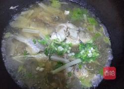鲫鱼养颜汤的做法图解10
