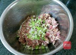 冬菇肉丸子的做法图解3
