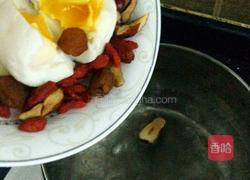 红枣杞子桂圆鸡蛋的做法图解5