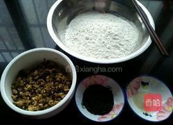 馅饼(雪菜冬笋味)的做法图解1