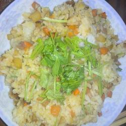 胡萝卜土豆香肠炒饭的做法[图]