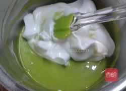 菠菜戚风蛋糕的做法图解5