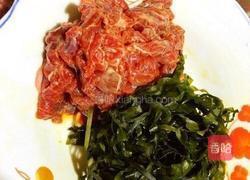 牛肉海带汤的做法图解1