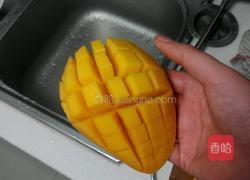 芒果椰膏的做法图解2