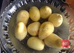 炕土豆的做法图解2