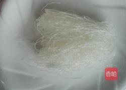 粉蒸洋葱肉丸的做法图解1