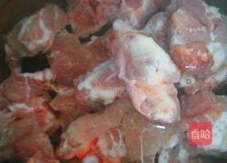 芋仔煲排骨的做法图解1