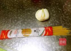 懒人版黑椒意面的做法图解1