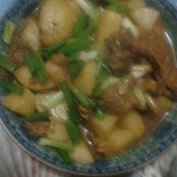 土豆焖鸭的做法[图]
