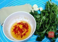 凉拌豆腐丝的做法图解1