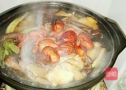 红枣枸杞野蘑菇老母鸡汤的做法图解11