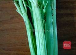 猪肉芹菜馄饨的做法图解1