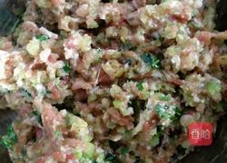 猪肉芹菜馄饨的做法图解6