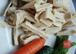 素炒腐竹的做法图解1
