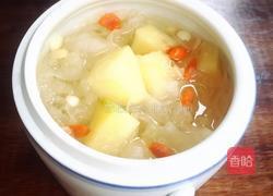 银耳南北杏木瓜糖水的做法图解4