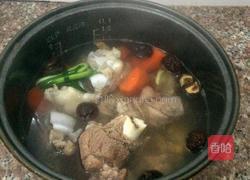 胡萝卜筒骨汤的做法图解6