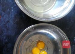 菠菜戚风蛋糕的做法图解2