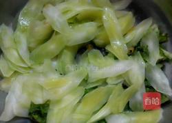 清炒莴笋的做法图解5