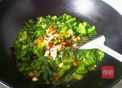 蒜香莴笋叶的做法图解4
