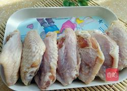 劲辣香酥鸡翅的做法图解1