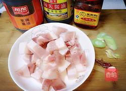 高压锅版红烧肉的做法图解1