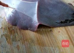 青椒炒猪肝的做法图解2