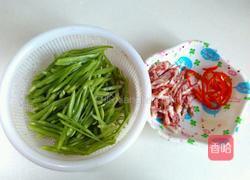 云豆丝炒香肠的做法图解2