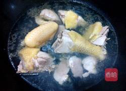 五指毛桃煲鸡汤的做法图解3