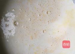 西红柿黄瓜鸡蛋炒馒头丁的做法图解7