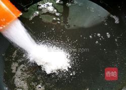 爆米花――炒锅版的做法图解3