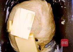 奶香葡萄干小面包的做法图解4