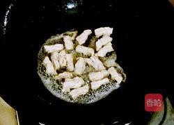 香芹蒜苗炒肉的做法图解3