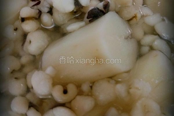 山药薏米芡实粥