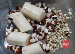 山药薏米芡实粥的做法图解1