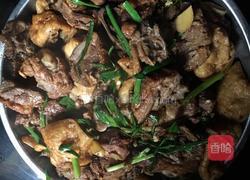 油豆腐炒鸭肉的做法图解4