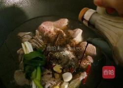 卤蹄膀的做法图解7