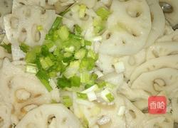 炝拌藕片的做法图解3