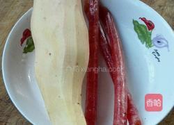 红薯香肠焖饭的做法图解1