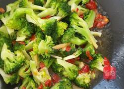 糟辣椒炒西兰花的做法图解5