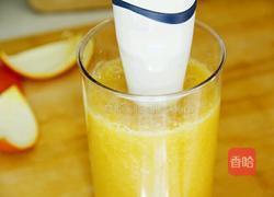 鲜榨蜜梨香橙汁的做法图解12