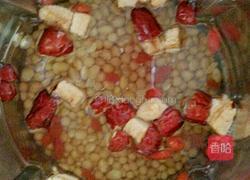 红枣枸杞黄豆浆的做法图解3