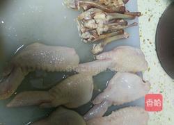 脱骨鸡翅包饭的做法图解1